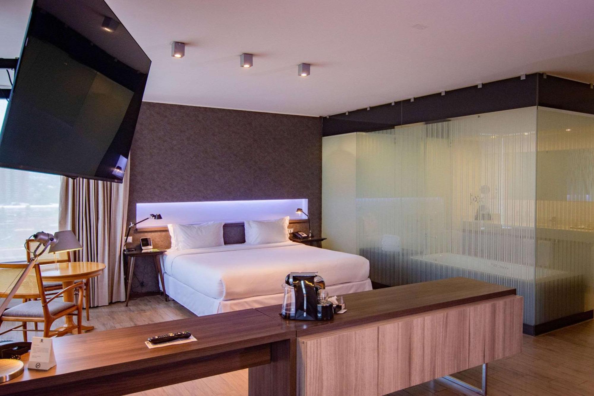 Plaza El Bosque Nueva Condes Hotel 4*